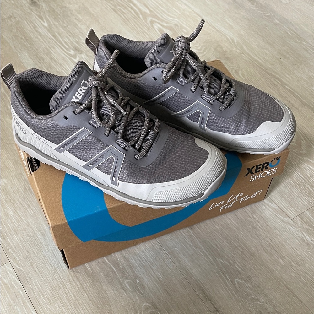 Xero Scrambler trail low WP size 7